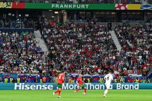 万博-【欧洲杯】科斯塔连扑3点！葡萄牙点球3比0晋级8强